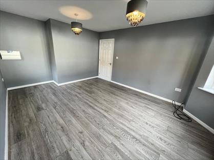 2 Bed End Terrace, Tovey, GU15