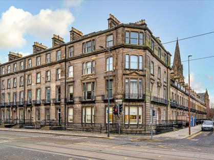 3 Bed Flat, Coates Place, EH3