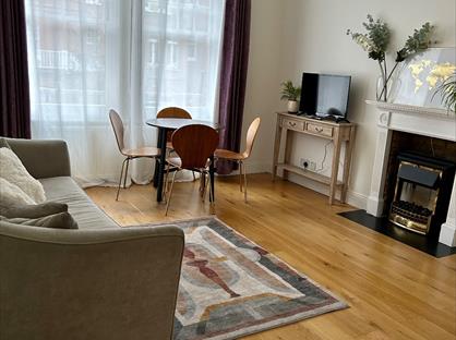 2 Bed Flat, Mornington Avenue, W14