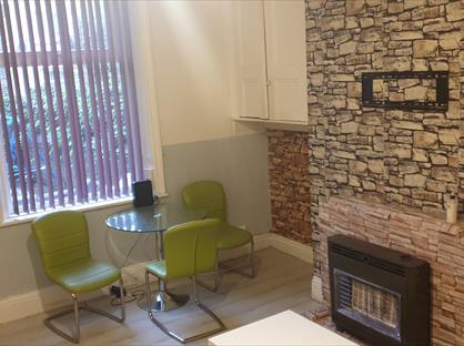 2 Bed Terraced House, Glenholme Road, BD8