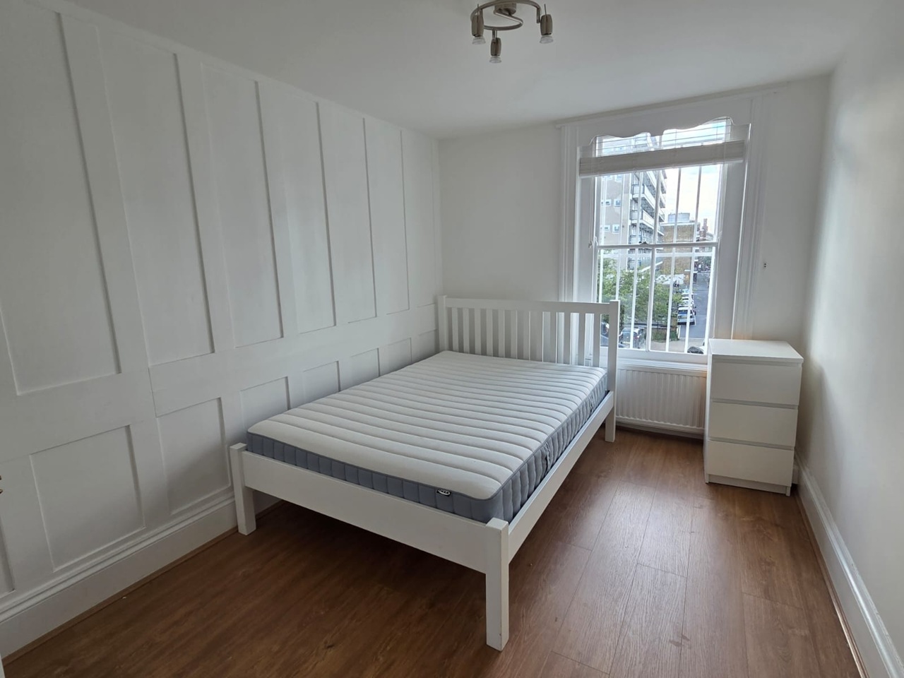 2 Bed Flat, Hoxton St, N1 photo 4