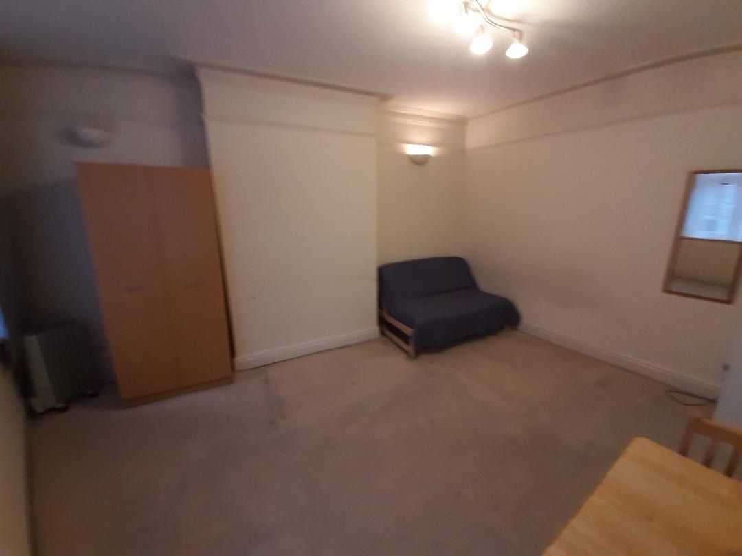 London Studio Flat, Finchley Central N3 Double Studio, N3 To Rent