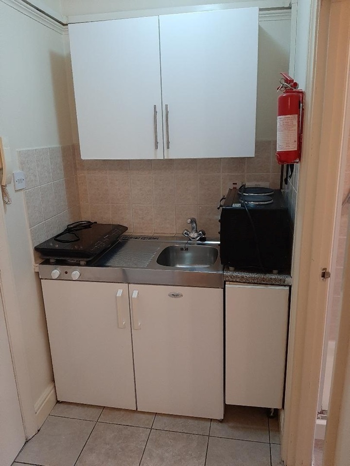 London Studio Flat, Finchley Central N3 Double Studio, N3 To Rent