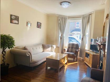 3 Bed Terraced House, Eastcombe Avenue, SE7