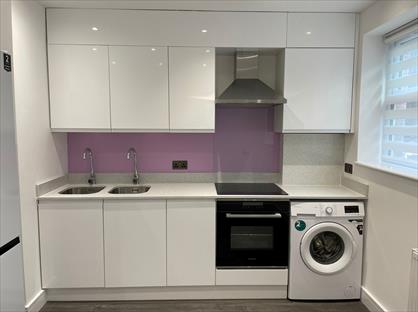 1 Bed Maisonette, Stamford Hill, N16