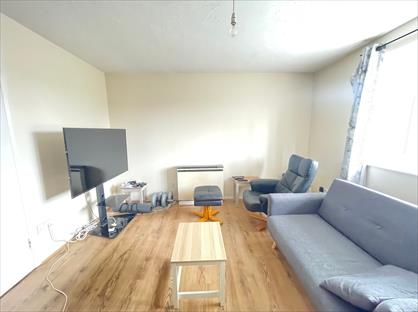 1 bed flat/apartment for rent in 1 Bed Flat, Kilmington Close, RG12