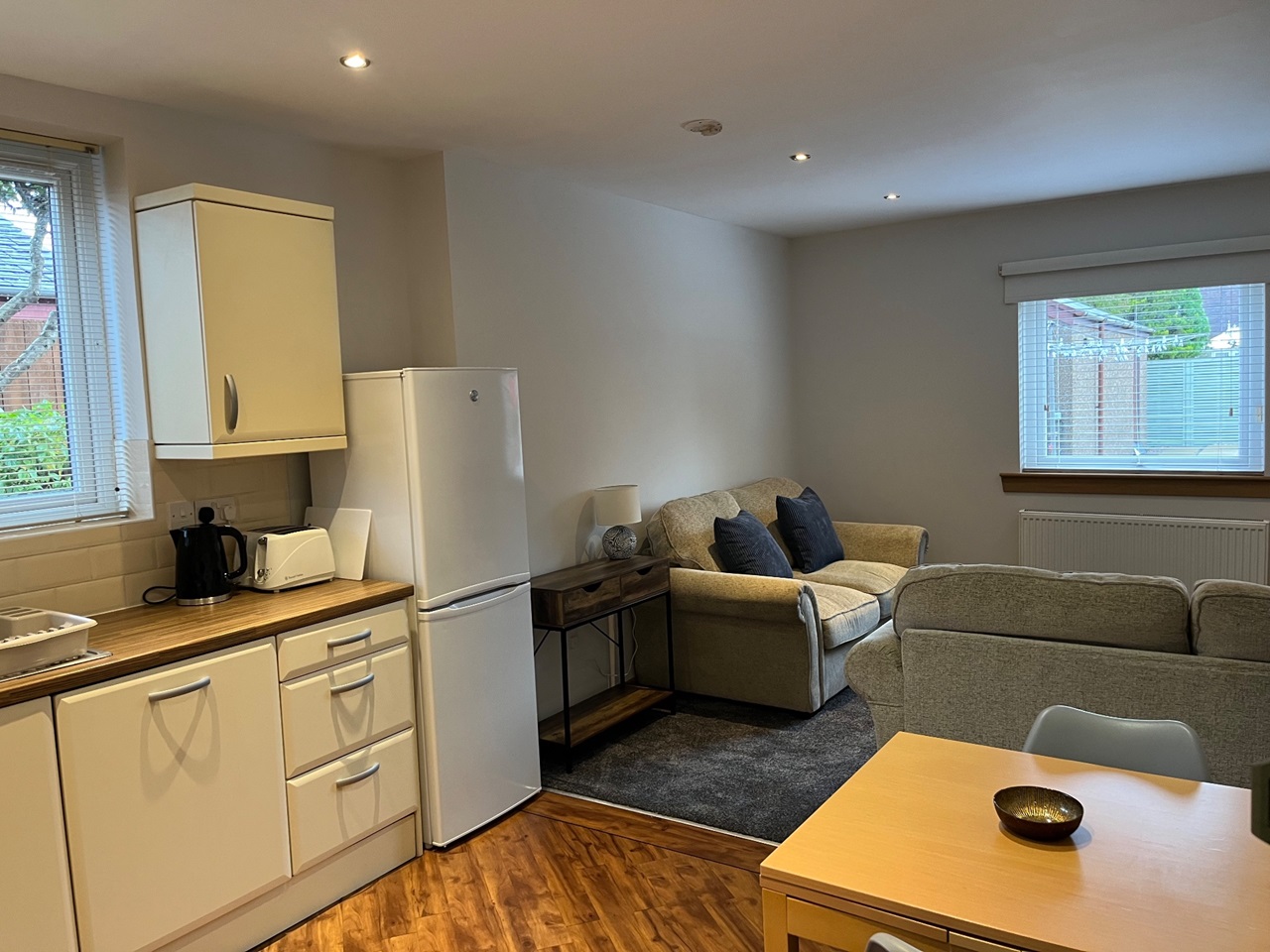 Stirling 2 Bed SemiDetached House, Causewayhead Road, FK9 To Rent