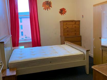 Room in a Shared Flat, Maryhill Road, G20