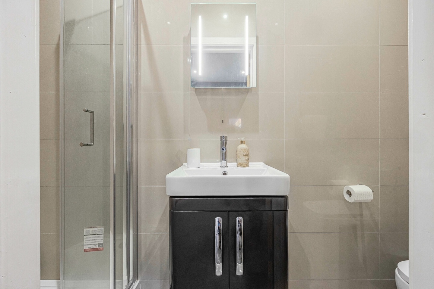 Additional image 6 of 6 Bed Semi-Detached House, The Grove, RG1, N1 7GU