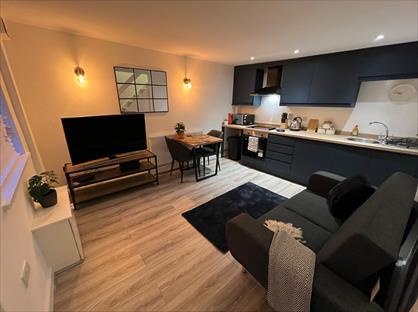 1 Bed Terraced House, Stoke On Trent, ST4