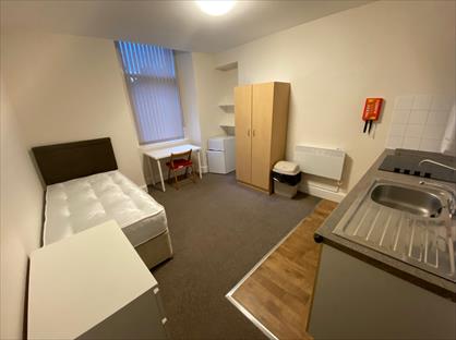 Room in a Shared Flat, Wilton Street, G20