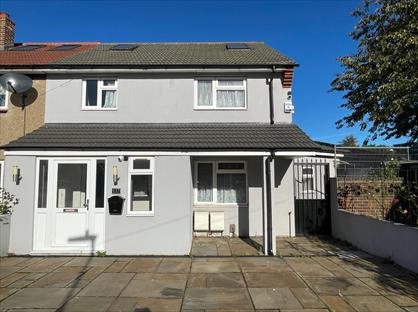 1 Bed Flat, Padnall Road, RM6