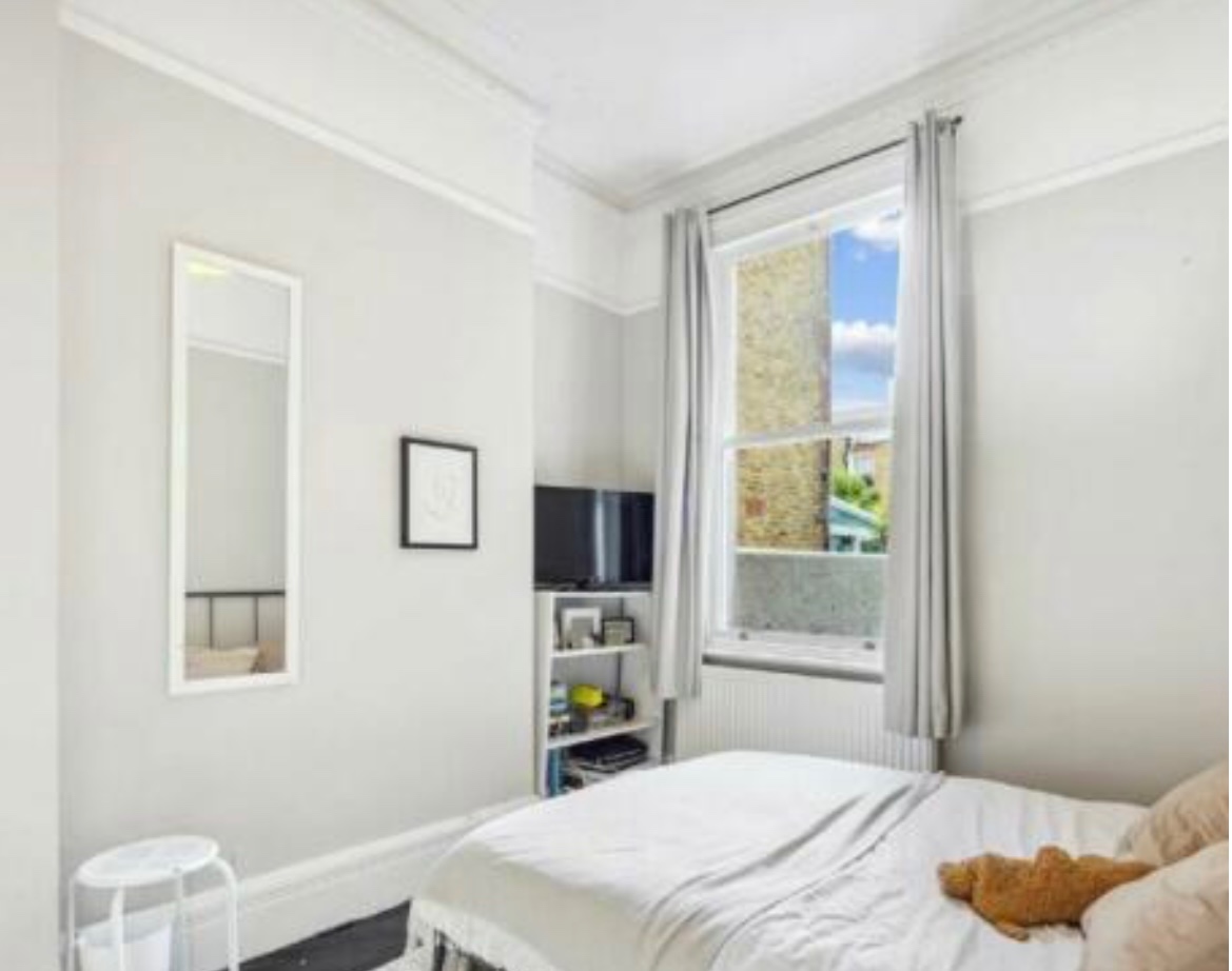 London 4 Bed Terraced House, Thornbury Road, SW2 To Rent Now for £