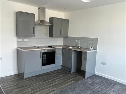 1 Bed Flat, Victoria Place, HX3