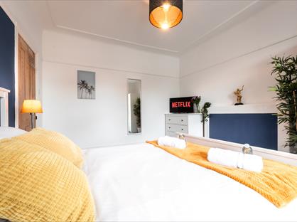 3 Bed Flat, Richmond Park, BH8