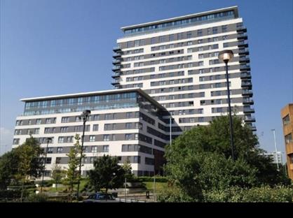 2 Bed Flat, Alencon Link, RG21