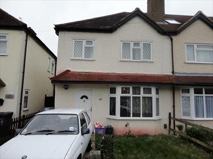 5 Bed Semi-Detached House, Beckingham Road, GU2