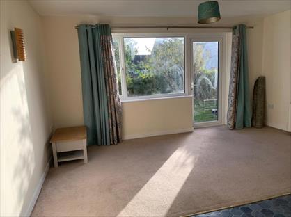 1 Bed Flat, Swan Street, OX29