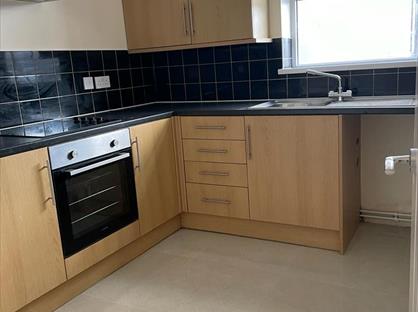 2 Bed Flat, Worthing Road Southsea Hants, PO5