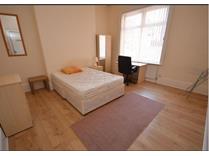 Room in a Shared House, Oakwood Street, SR2