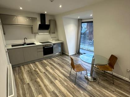 2 Bed Flat, Irwell Chambers, L3