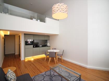 1 Bed Flat, Mcdonald Road, EH7