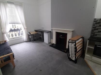 Studio Flat, Pimlico, SW1V
