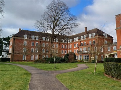 1 Bed Flat, Thomas Wyatt Close, NR2