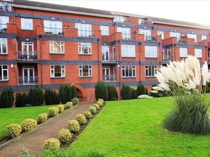 2 Bed Flat, Mossley Hill Drive, L17