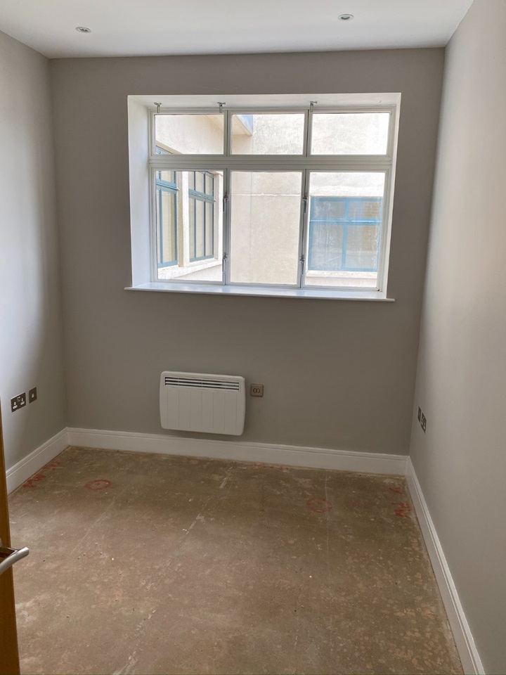 Penarth 2 Bed Flat, Hayes Road, CF64 To Rent Now for £1,300.00 p/m