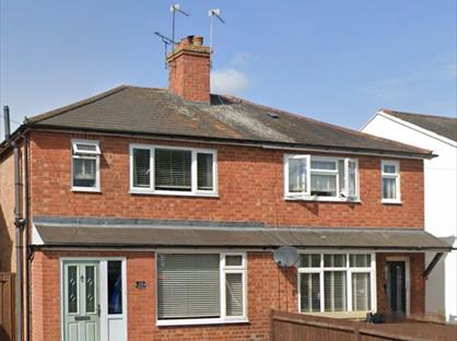3 Bed Semi-Detached House, Charter Road, CV22