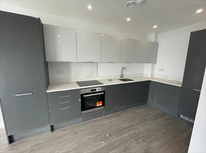 2 Bed Flat, Dominion Road, UB2