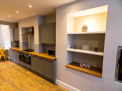 6 Bed Terraced House, Lawrence Road, L15