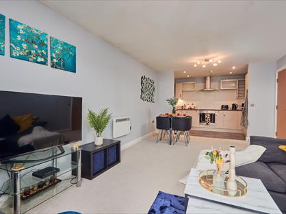 2 Bed Flat, Montgomery Avenue, LS16