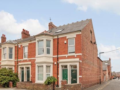 8 Bed End Terrace, Myrtle Grove, NE2