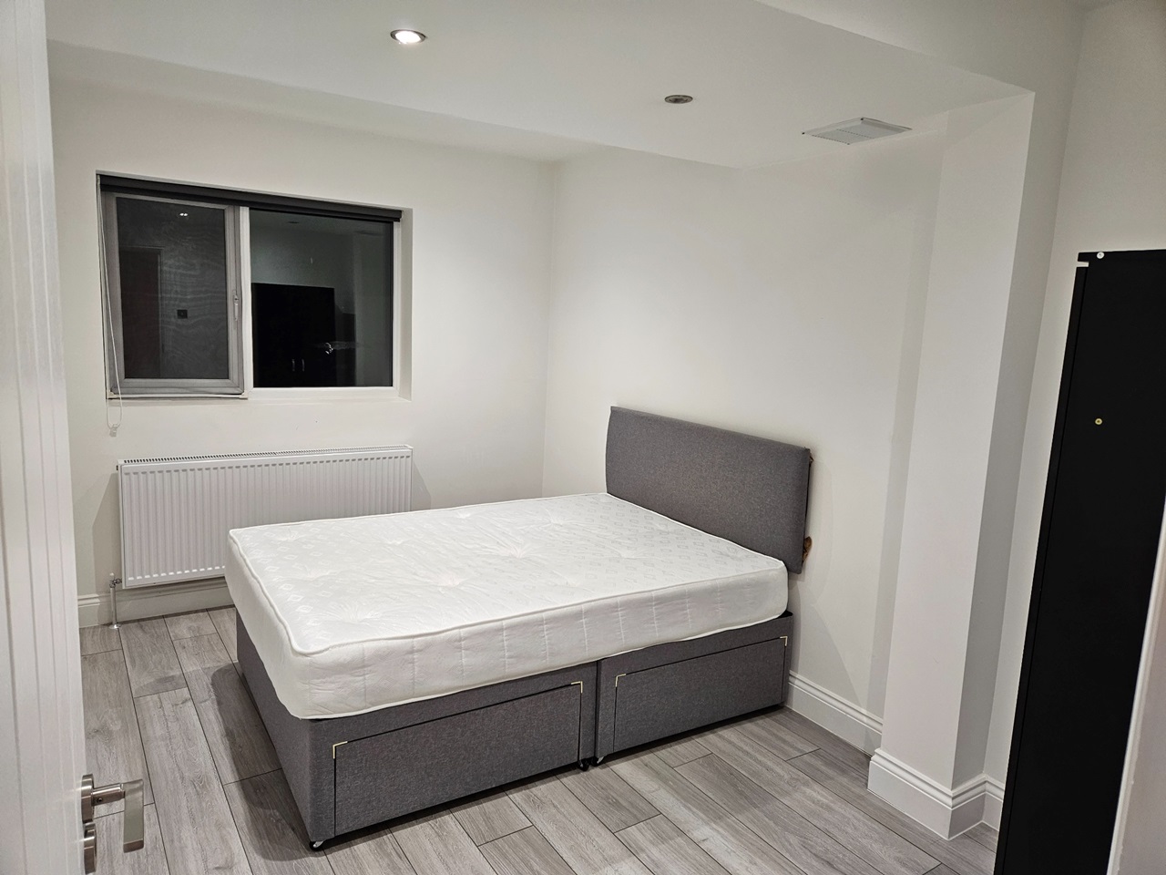 London 3 Bed End Terrace, Devonport Road, W12 To Rent Now for £