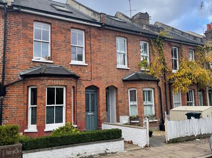 4 Bed Terraced House, Oak Lane, TW1