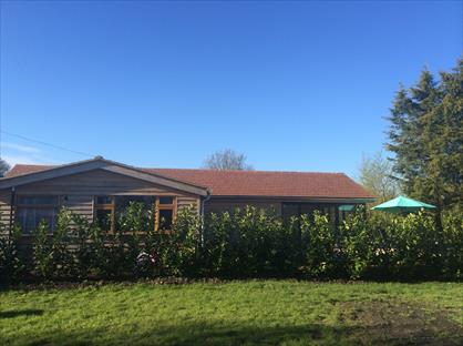 3 Bed Detached House, The Barn, KT9