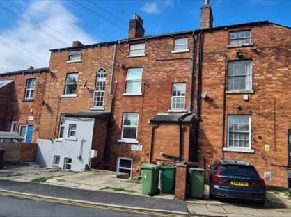 1 Bed Flat, Bond Street, WF1