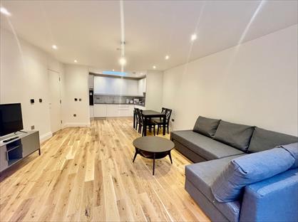 2 Bed Flat, Askew Road, W12