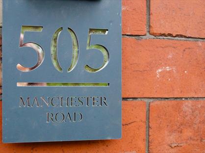 Room in a Shared House, Manchester Road, M27