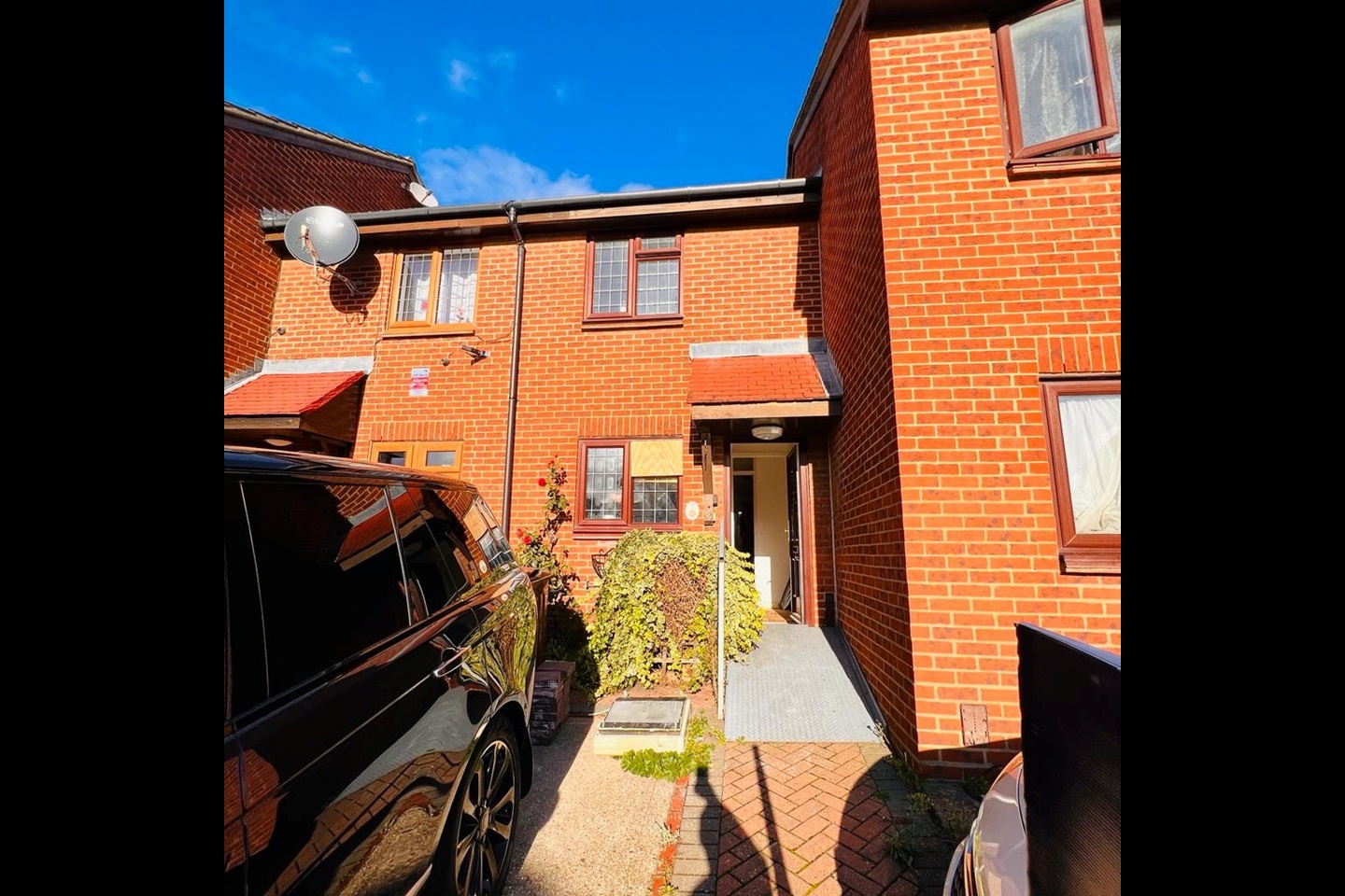 Dagenham 2 Bed Terraced House, Joyners Close, RM9 To Rent Now for £