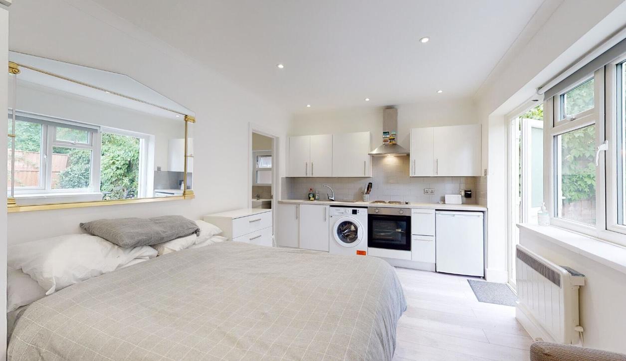 London Studio Flat, Aberdare Gardens, NW6 To Rent Now for £1,712.00 p/m
