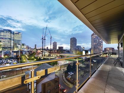 2 Bed Flat, Streamlight Tower, E14