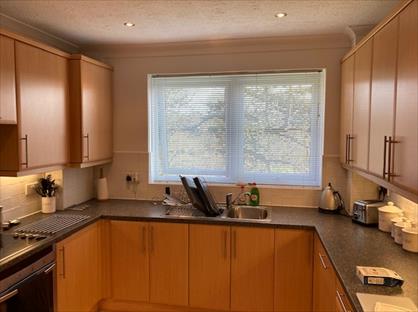 2 Bed Flat, St. Germains, G61