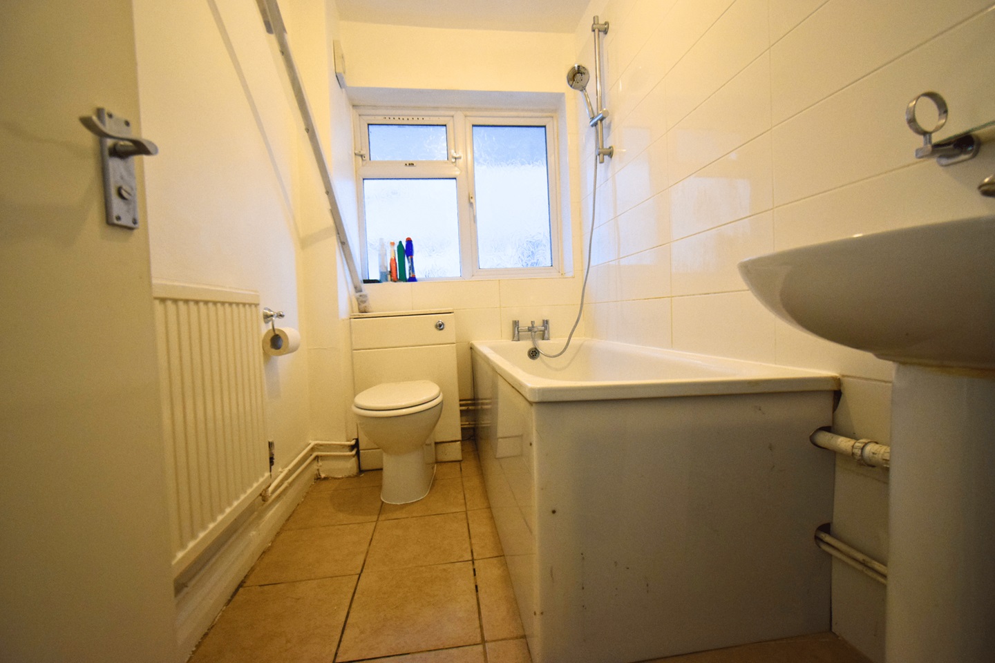 Harrow Weald, Harrow 2 Bed Flat, Leonard Court, HA3 To Rent Now for