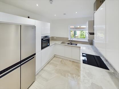 5 Bed Terraced House, Rawden Place, CF11