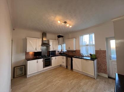 2 Bed Terraced House, Ormskirk Road, WN5