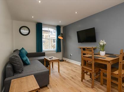 1 Bed Flat, Market St, NG1