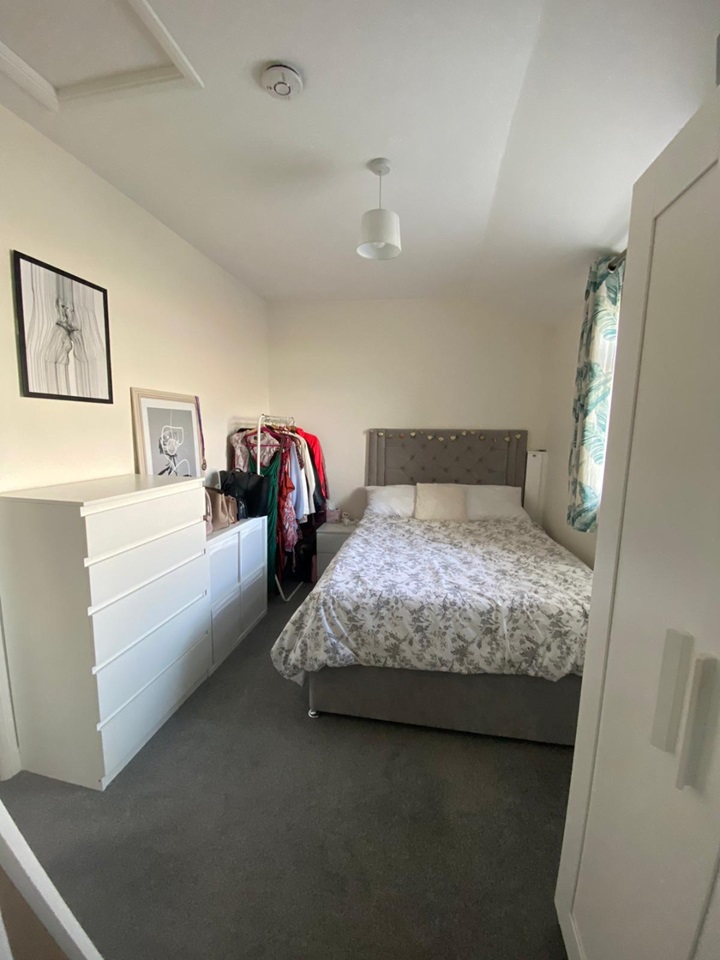 1 Bed Flat, Dickinson Street, DE24 photo 2
